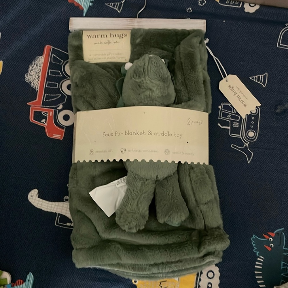 Two piece baby blanket and dinosaur set nwt